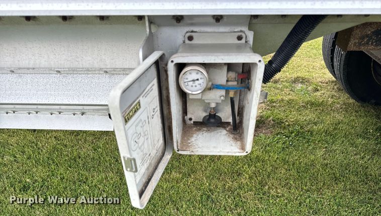 image for item OG9584 2014 Timpte  grain trailer