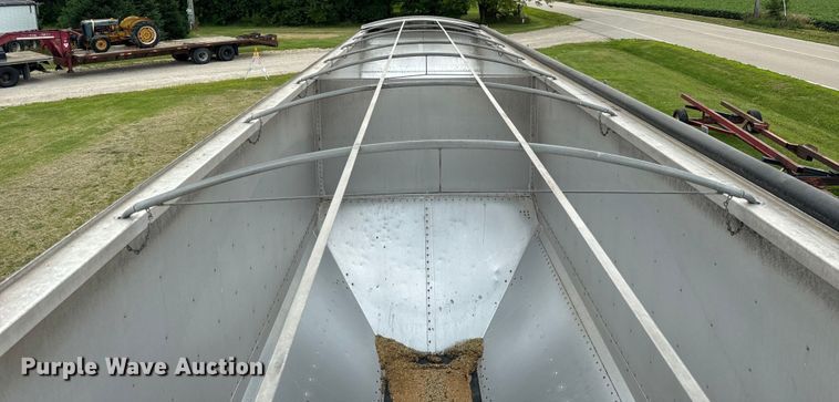 image for item OG9584 2014 Timpte  grain trailer