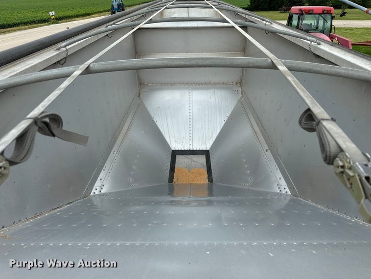 image for item OG9584 2014 Timpte  grain trailer