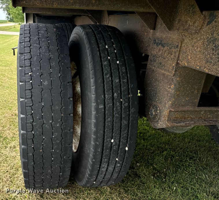 image for item OG9584 2014 Timpte  grain trailer