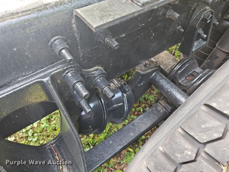 image for item OJ9744 2010 International  8600 SBA 6x4 semi truck