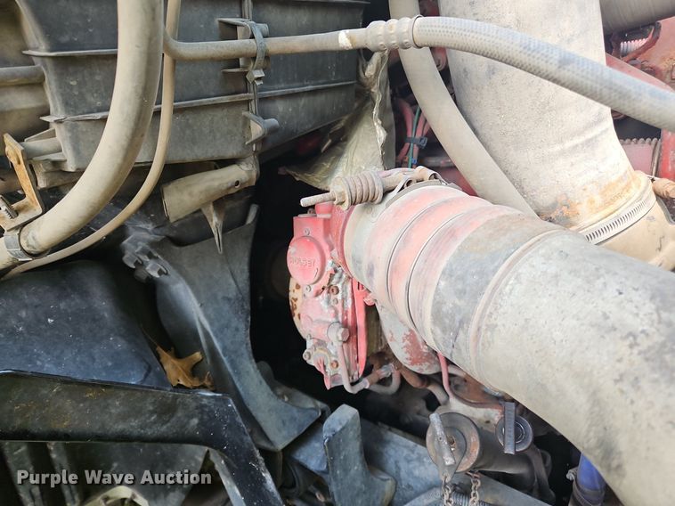 image for item OJ9744 2010 International  8600 SBA 6x4 semi truck