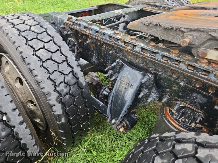 image for item OK9967 2019 Freightliner  Cascadia  semi truck