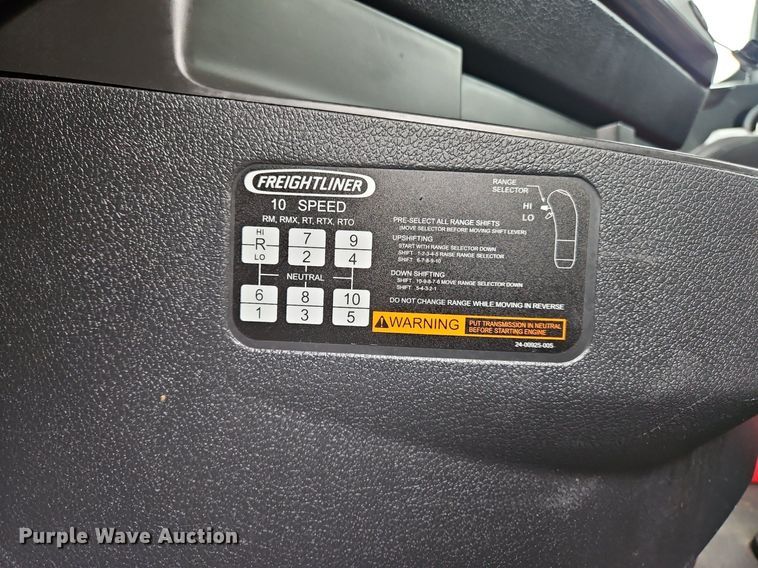 image for item OK9967 2019 Freightliner  Cascadia  semi truck