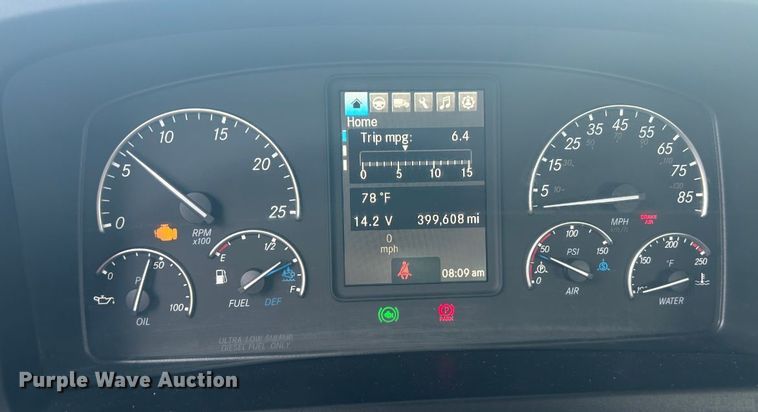 image for item OK9967 2019 Freightliner  Cascadia  semi truck