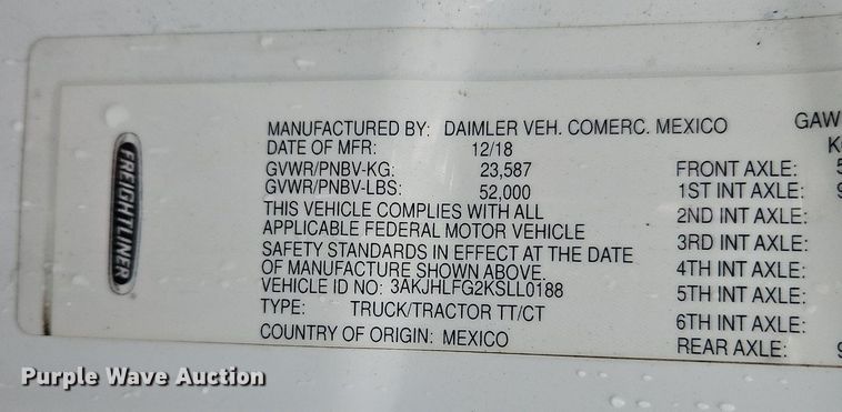 image for item OK9967 2019 Freightliner  Cascadia  semi truck