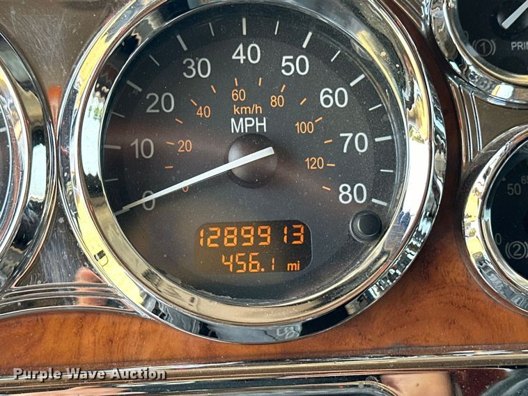 image for item OL9723 2008 Peterbilt 389 semi truck