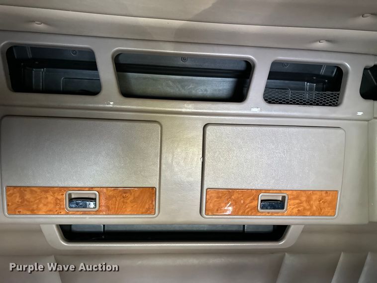 image for item OL9723 2008 Peterbilt 389 semi truck