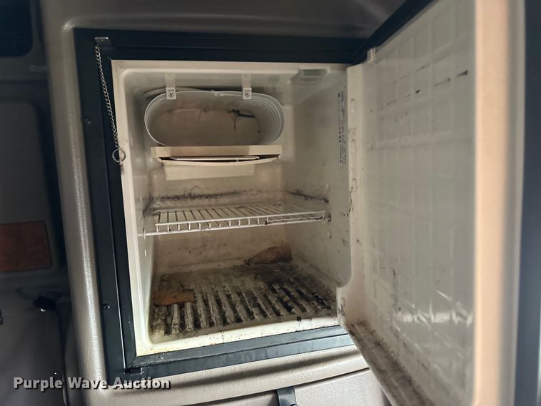 image for item OL9723 2008 Peterbilt 389 semi truck