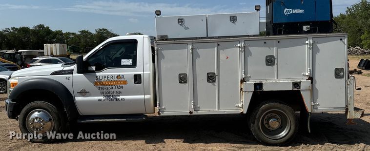 image for item DJ6245 2011 Ford F550 utility / service truck