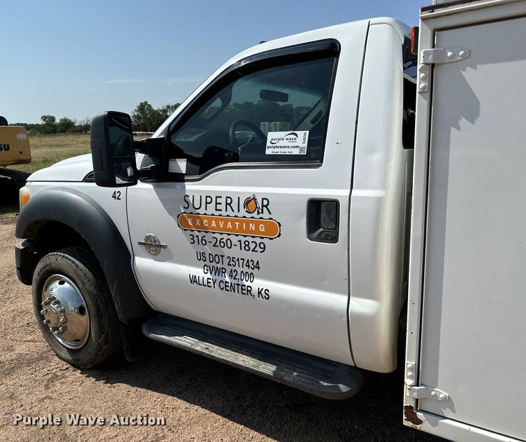 image for item DJ6245 2011 Ford F550 utility / service truck