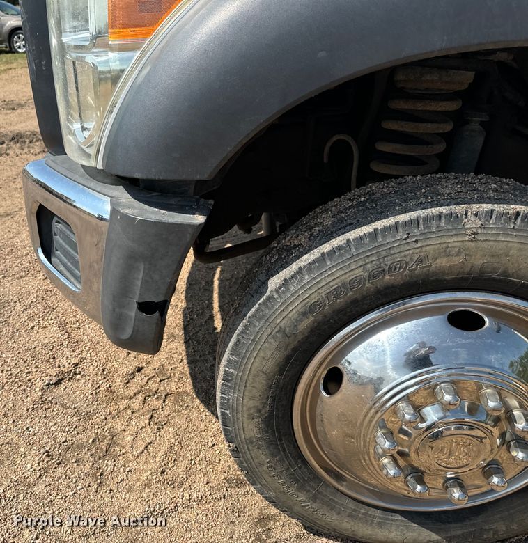 image for item DJ6245 2011 Ford F550 utility / service truck