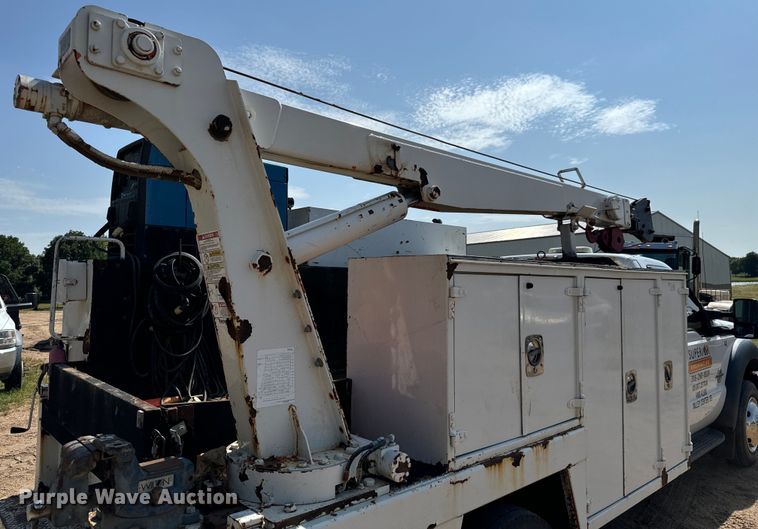 image for item DJ6245 2011 Ford F550 utility / service truck