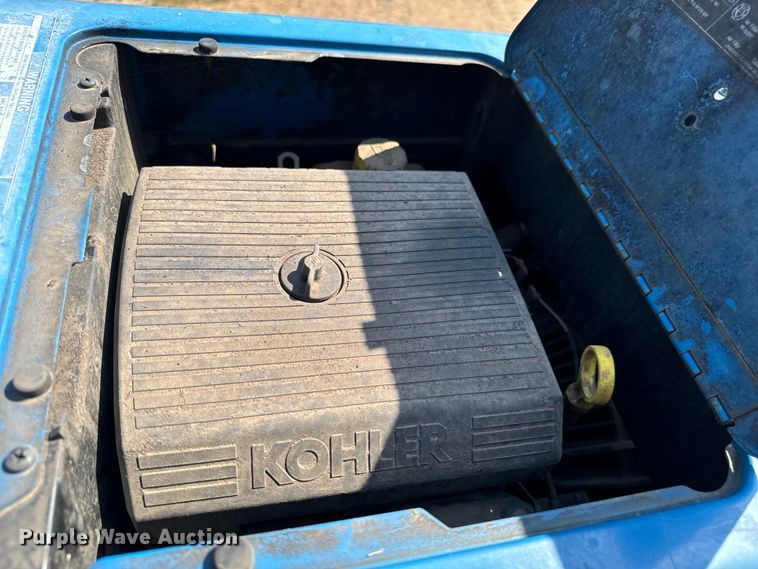 image for item DJ6245 2011 Ford F550 utility / service truck