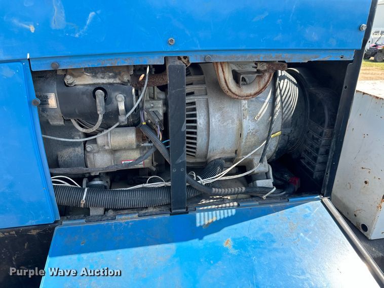 image for item DJ6245 2011 Ford F550 utility / service truck