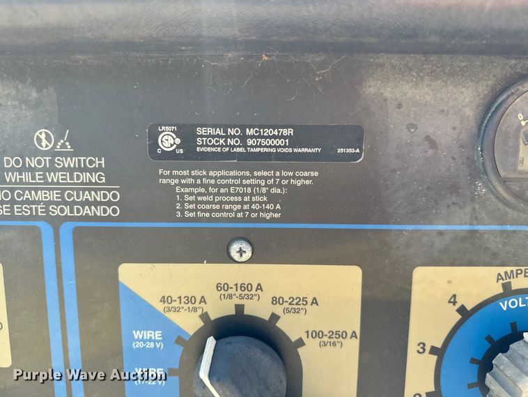 image for item DJ6245 2011 Ford F550 utility / service truck