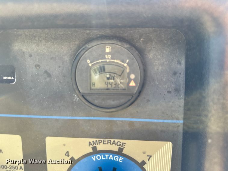 image for item DJ6245 2011 Ford F550 utility / service truck