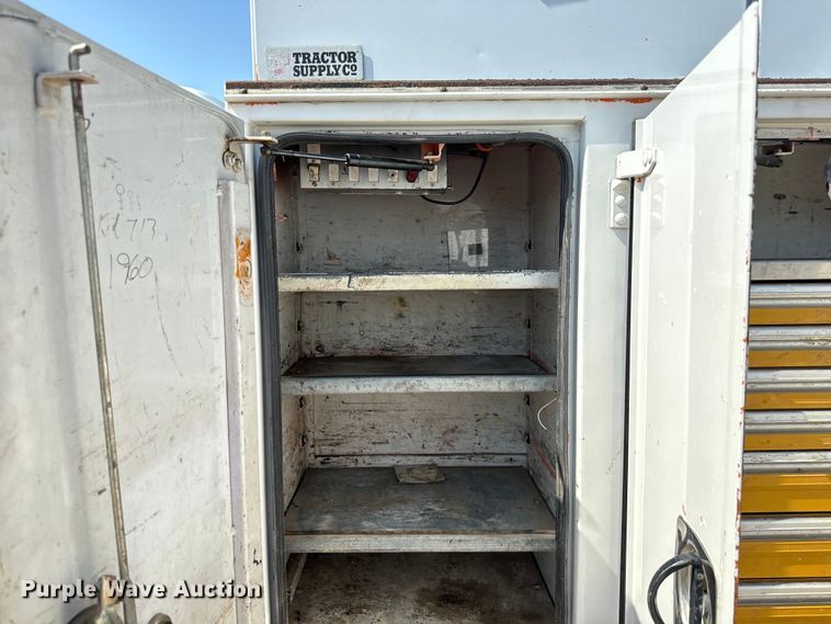 image for item DJ6245 2011 Ford F550 utility / service truck