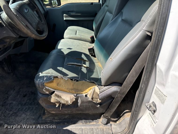 image for item DJ6245 2011 Ford F550 utility / service truck