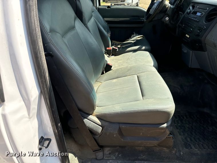 image for item DJ6245 2011 Ford F550 utility / service truck