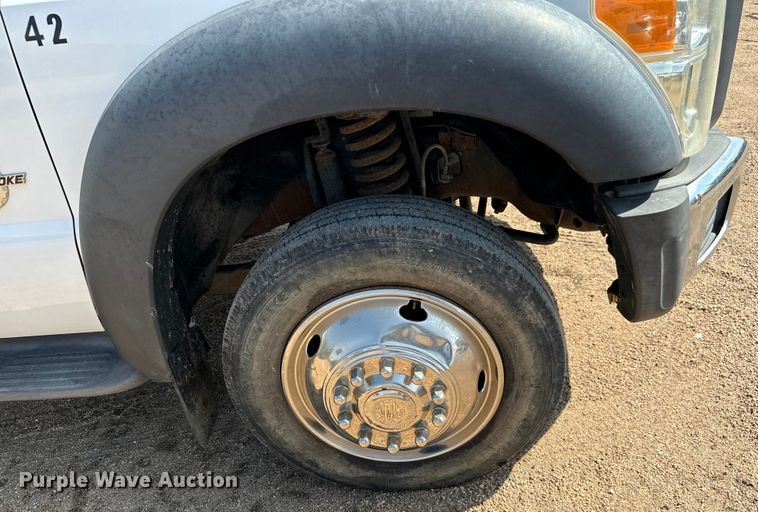 image for item DJ6245 2011 Ford F550 utility / service truck