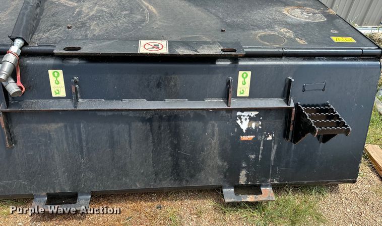 image for item DJ6248 2020 Caterpillar  BU118 skid steer sweeper