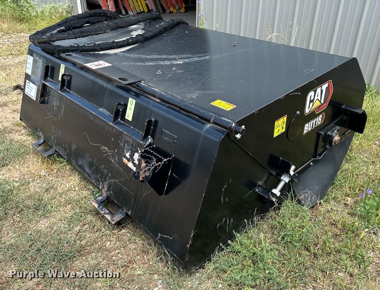 image for item DR0960 Caterpillar  BU118 skid steer sweeper