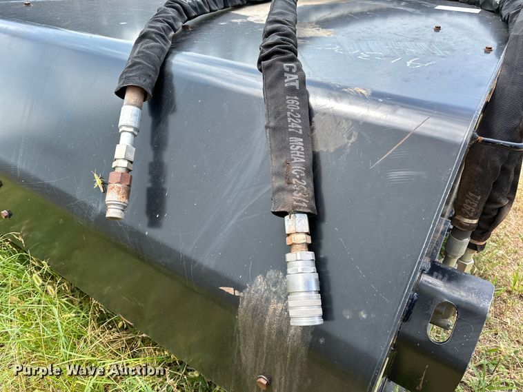 image for item DR0960 Caterpillar  BU118 skid steer sweeper