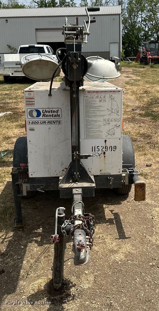 image for item DR0961 2010 Magnum MLT3060M light plant