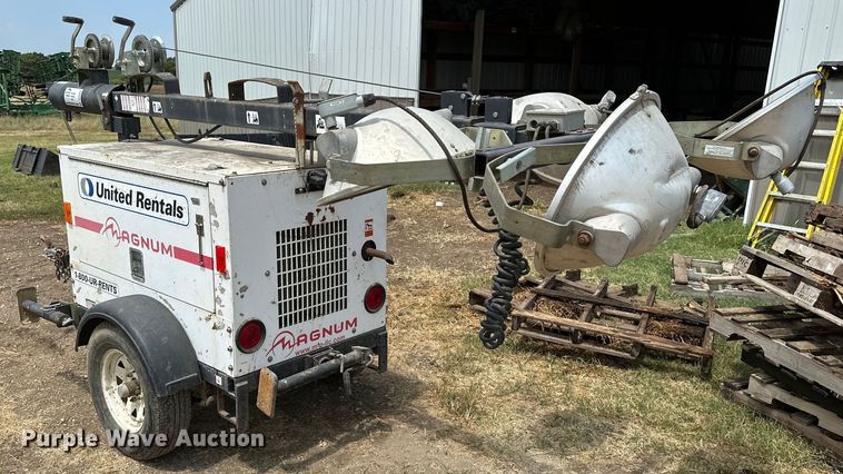 image for item DR0961 2010 Magnum MLT3060M light plant