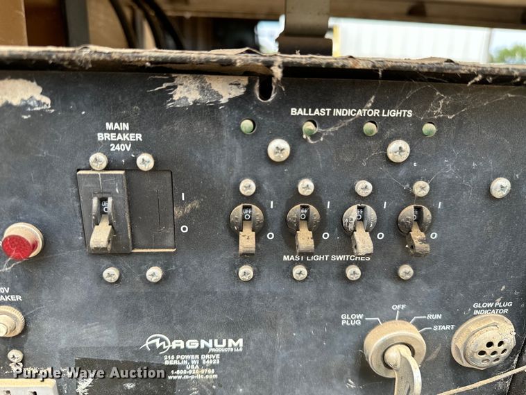 image for item DR0961 2010 Magnum MLT3060M light plant