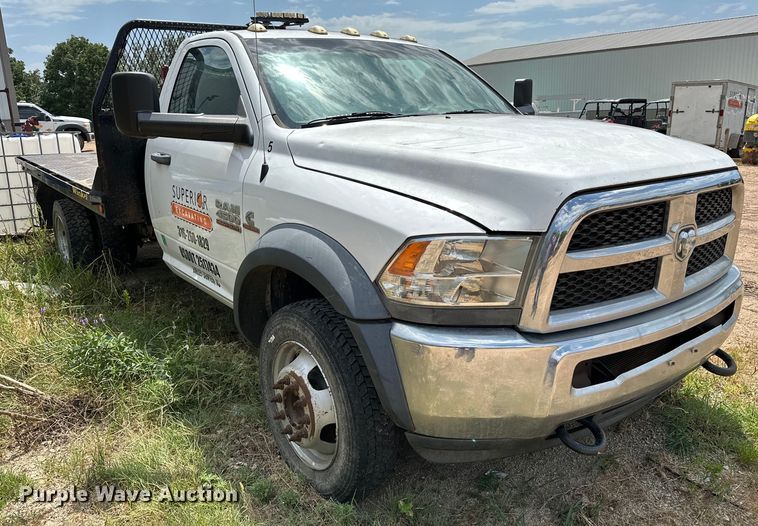 image for item DR0962 2014 Dodge Ram 4500HD flatbed truck