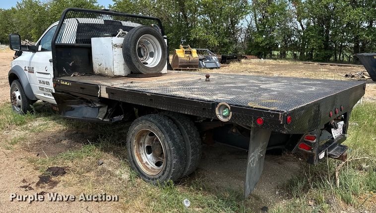 image for item DR0962 2014 Dodge Ram 4500HD flatbed truck