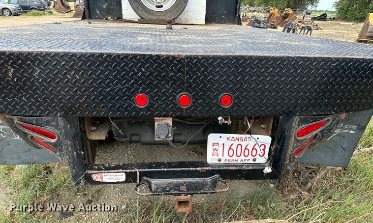 image for item DR0962 2014 Dodge Ram 4500HD flatbed truck