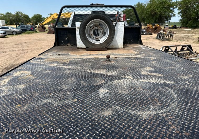 image for item DR0962 2014 Dodge Ram 4500HD flatbed truck