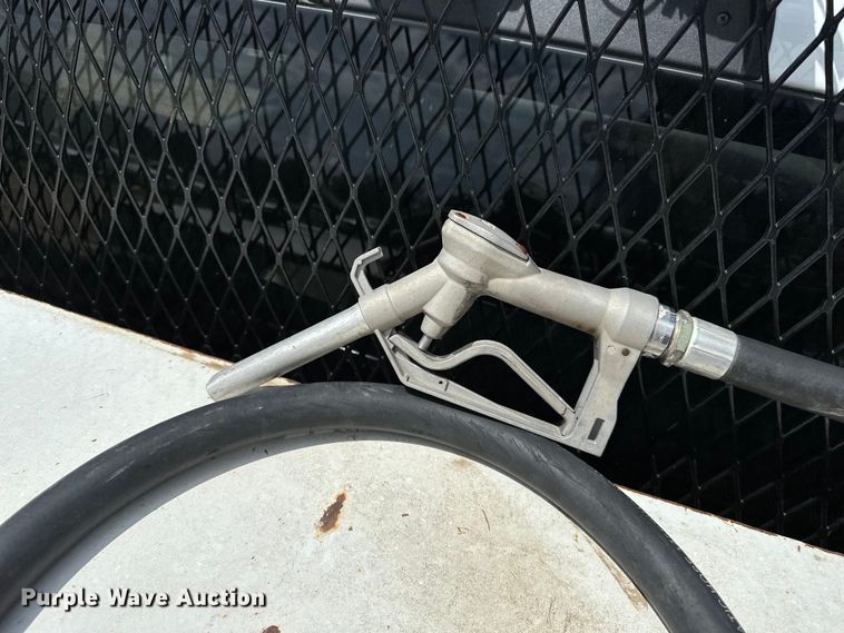 image for item DR0962 2014 Dodge Ram 4500HD flatbed truck