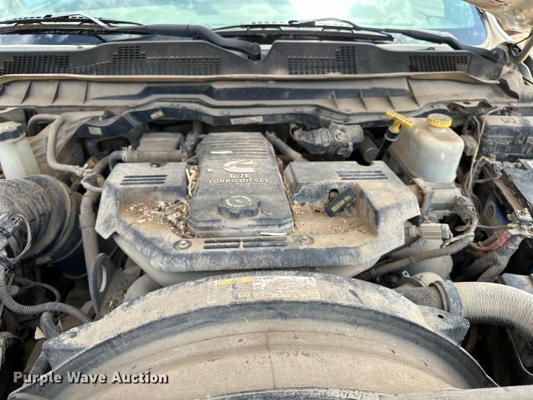 image for item DR0962 2014 Dodge Ram 4500HD flatbed truck