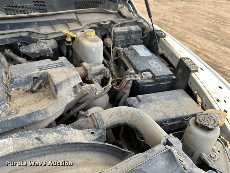 image for item DR0962 2014 Dodge Ram 4500HD flatbed truck