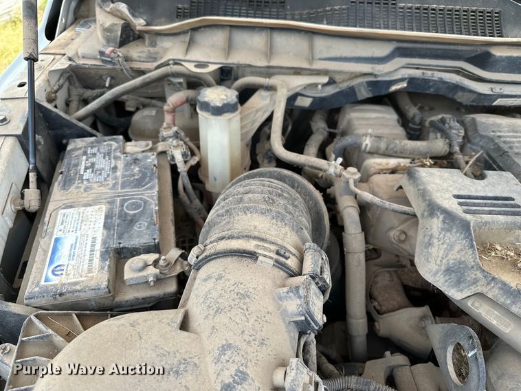 image for item DR0962 2014 Dodge Ram 4500HD flatbed truck