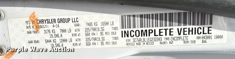 image for item DR0962 2014 Dodge Ram 4500HD flatbed truck