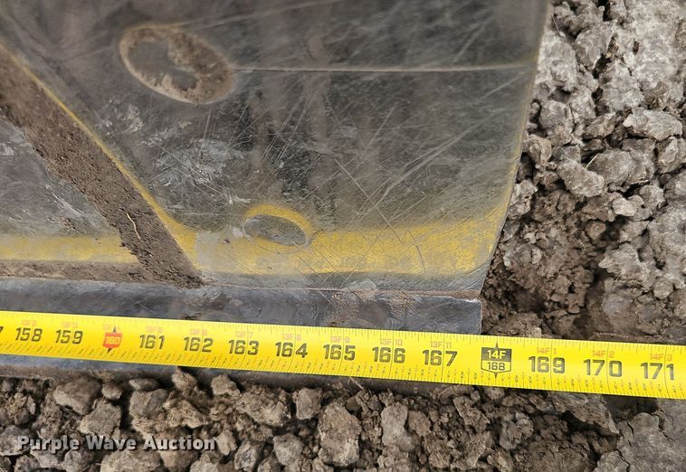 image for item DS4633 2014 John Deere 772GP motor grader