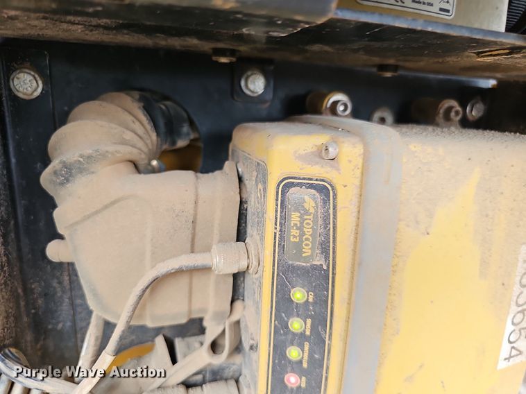 image for item DS4633 2014 John Deere 772GP motor grader