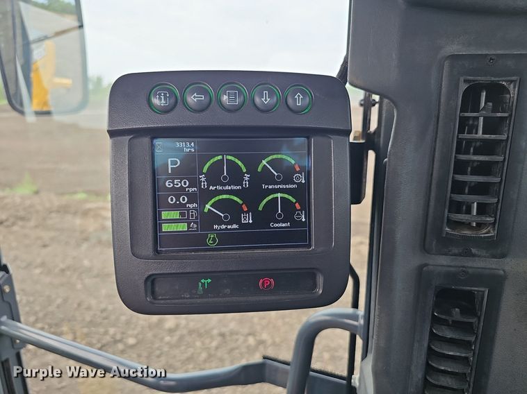 image for item DS4633 2014 John Deere 772GP motor grader