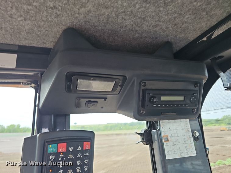 image for item DS4633 2014 John Deere 772GP motor grader