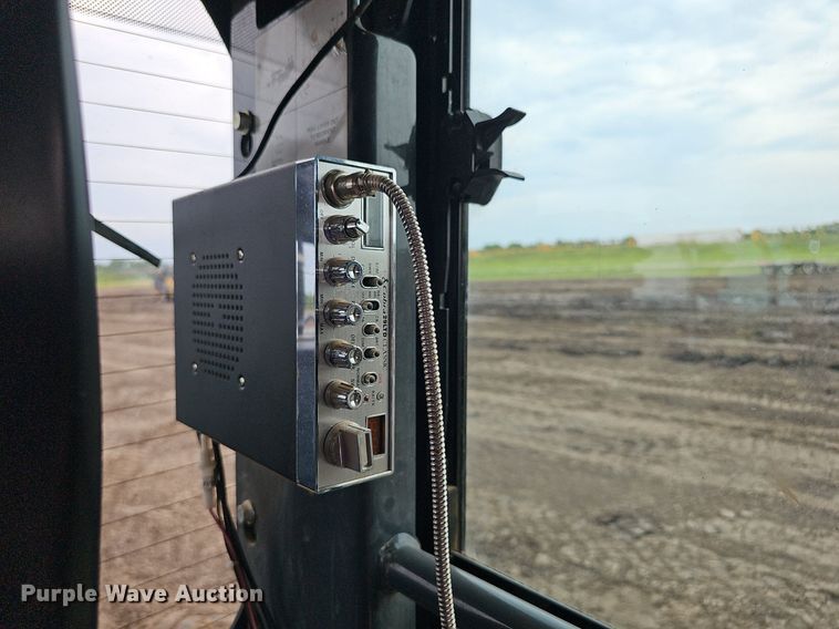 image for item DS4633 2014 John Deere 772GP motor grader