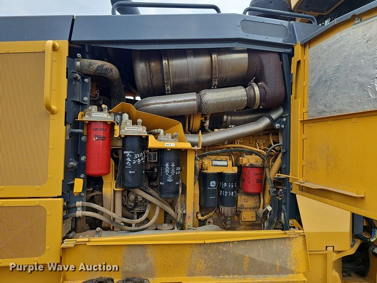 image for item DS4633 2014 John Deere 772GP motor grader