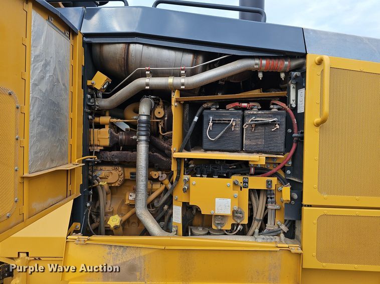 image for item DS4633 2014 John Deere 772GP motor grader