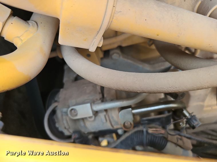 image for item DS4633 2014 John Deere 772GP motor grader