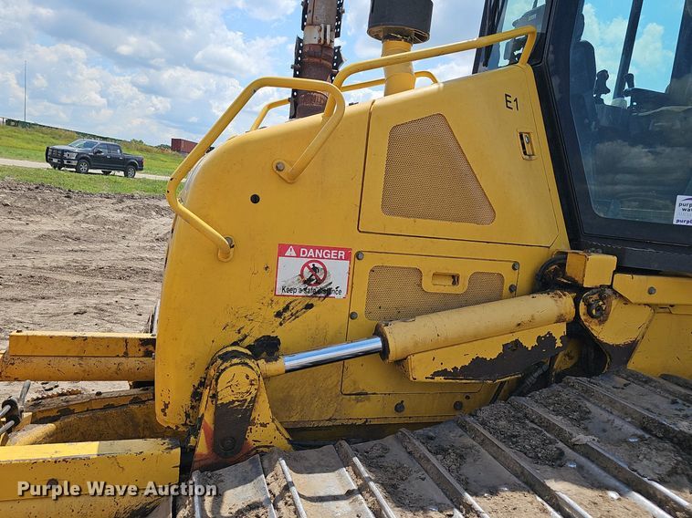 image for item DS4635 2014 Komatsu D61PXI-23 dozer