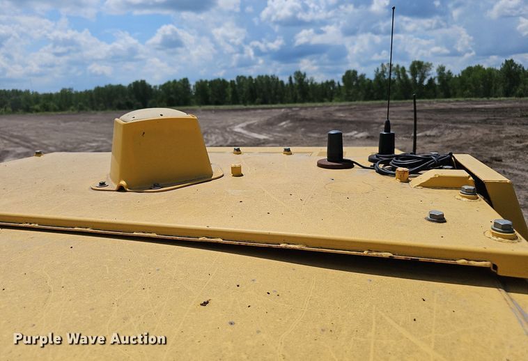 image for item DS4635 2014 Komatsu D61PXI-23 dozer